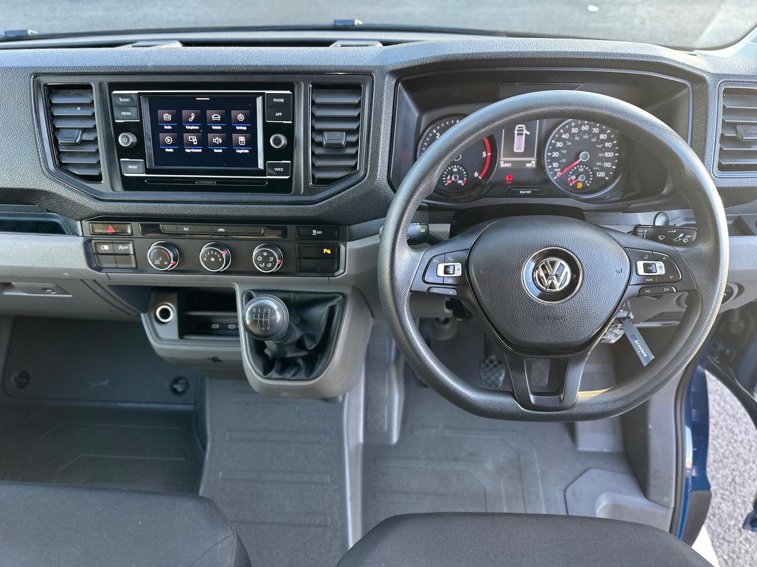 Used Volkswagen Crafter 2023 for sale - 77082004: Photo 4