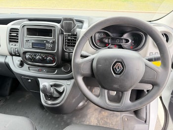 Used Renault Trafic 2018 for sale - 79301098: Photo