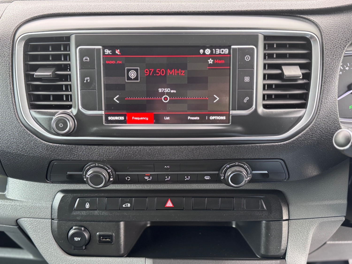 Used Citroen Dispatch 2021 for sale - 76391220: Photo 16