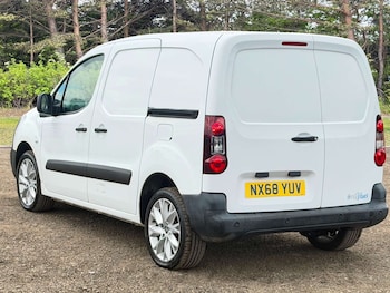 Used Peugeot Partner 2018 for sale - 78882961: Photo