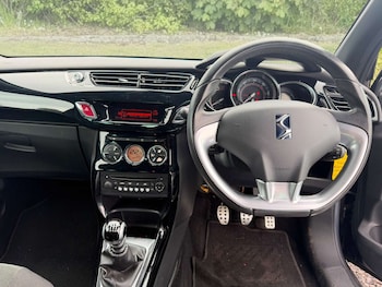 Used Citroen DS3 2015 for sale - 79607391: Photo