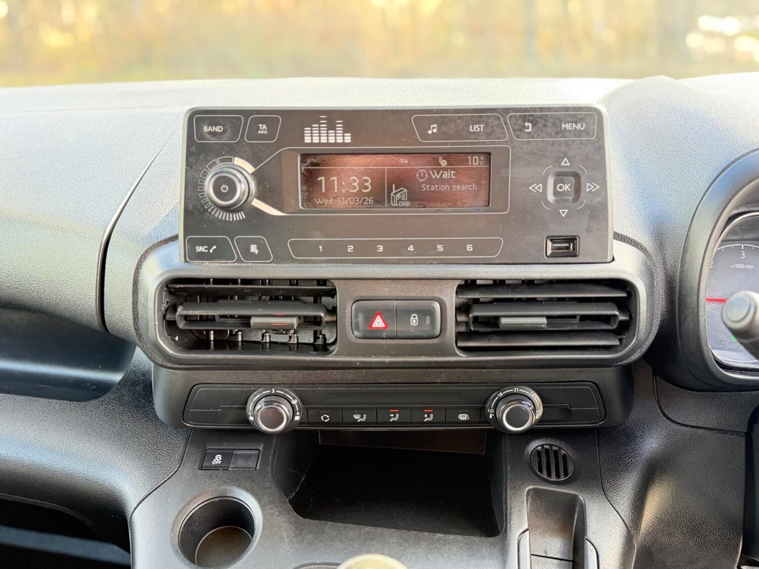 Used Vauxhall Combo 2019 for sale - 77839510: Photo 17