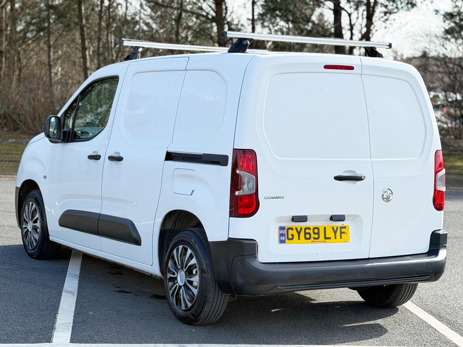 Used Vauxhall Combo 2019 for sale - 77839510: Photo 2