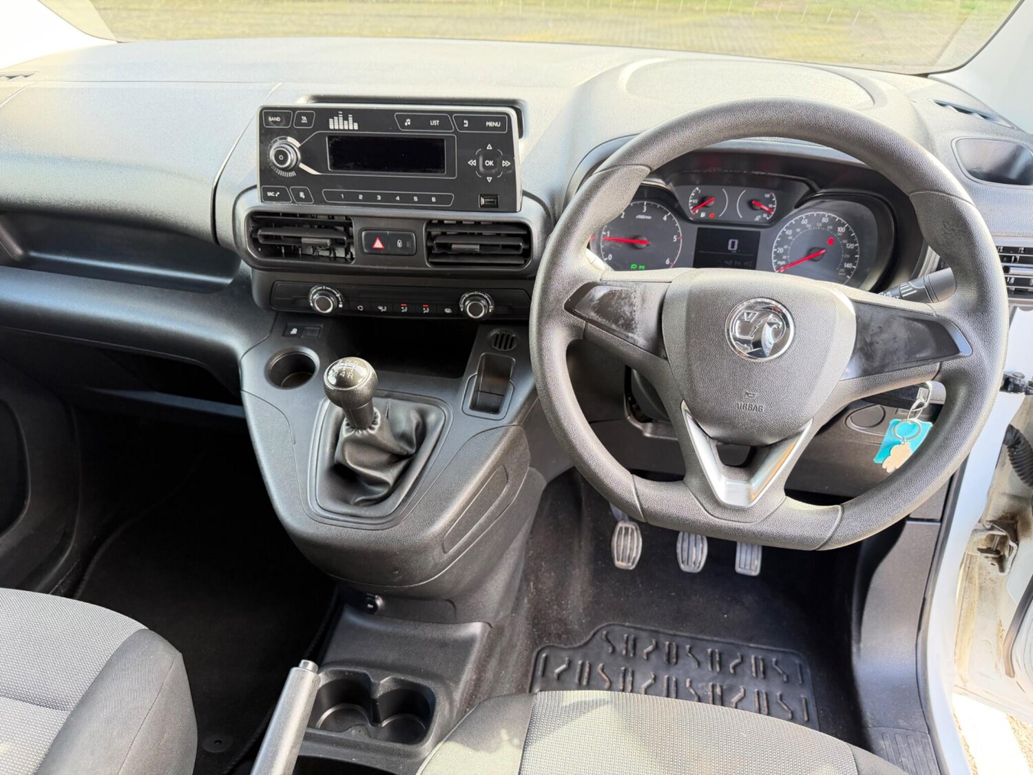 Used Vauxhall Combo 2019 for sale - 77839510: Photo 4