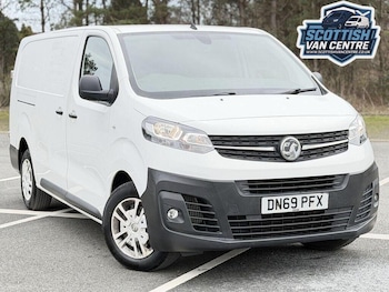 Vauxhall Vivaro feature image