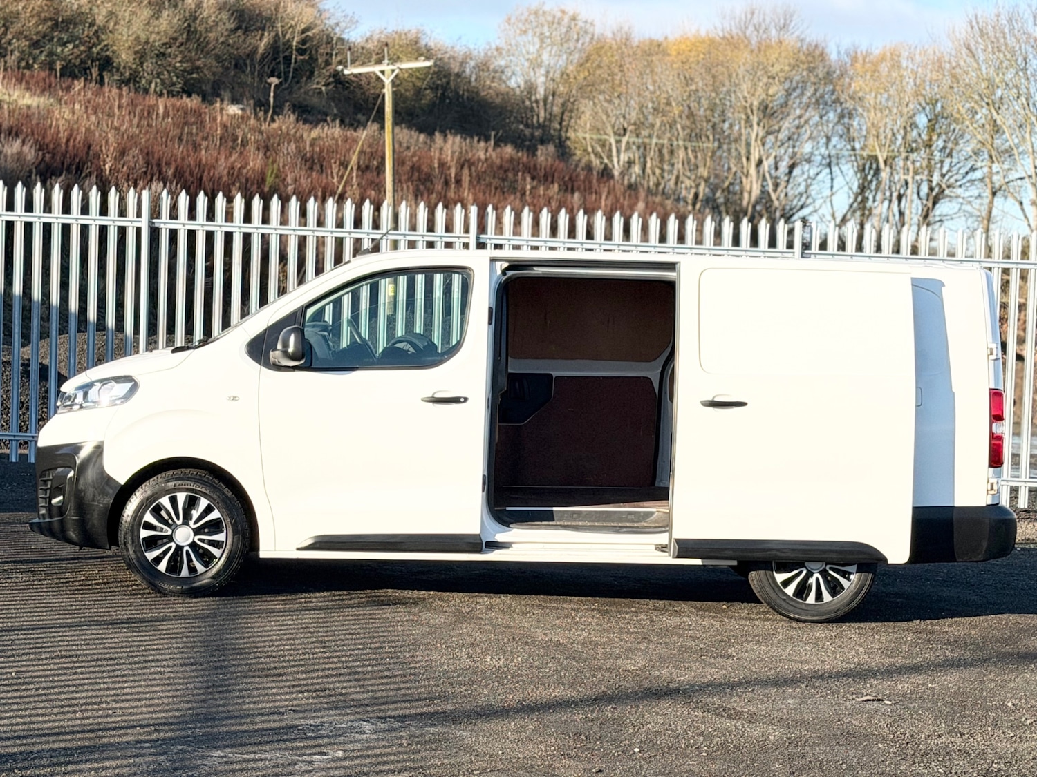 Used Vauxhall Vivaro 2019 for sale - 76643693: Photo 16
