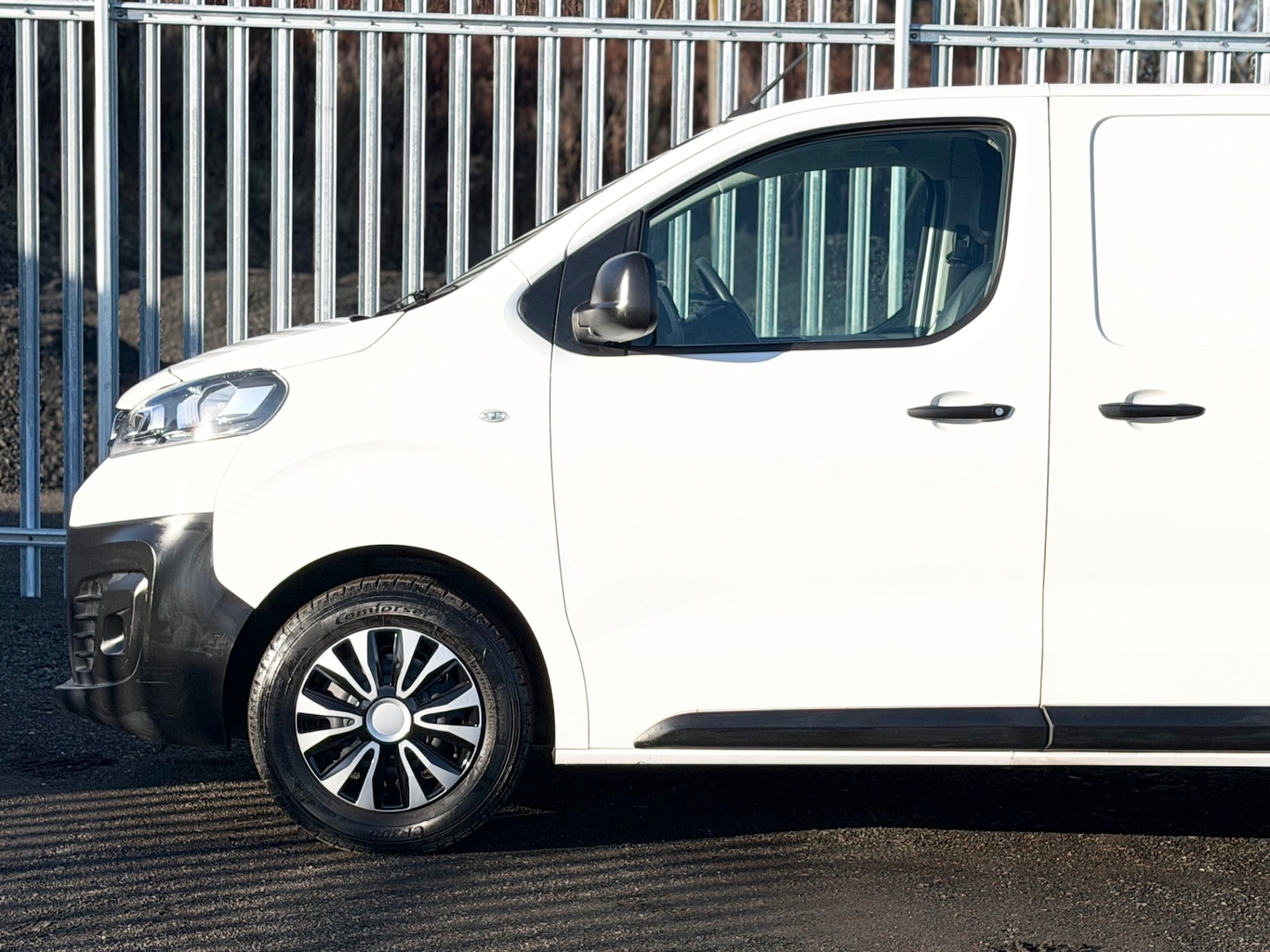 Used Vauxhall Vivaro 2019 for sale - 76643693: Photo 25