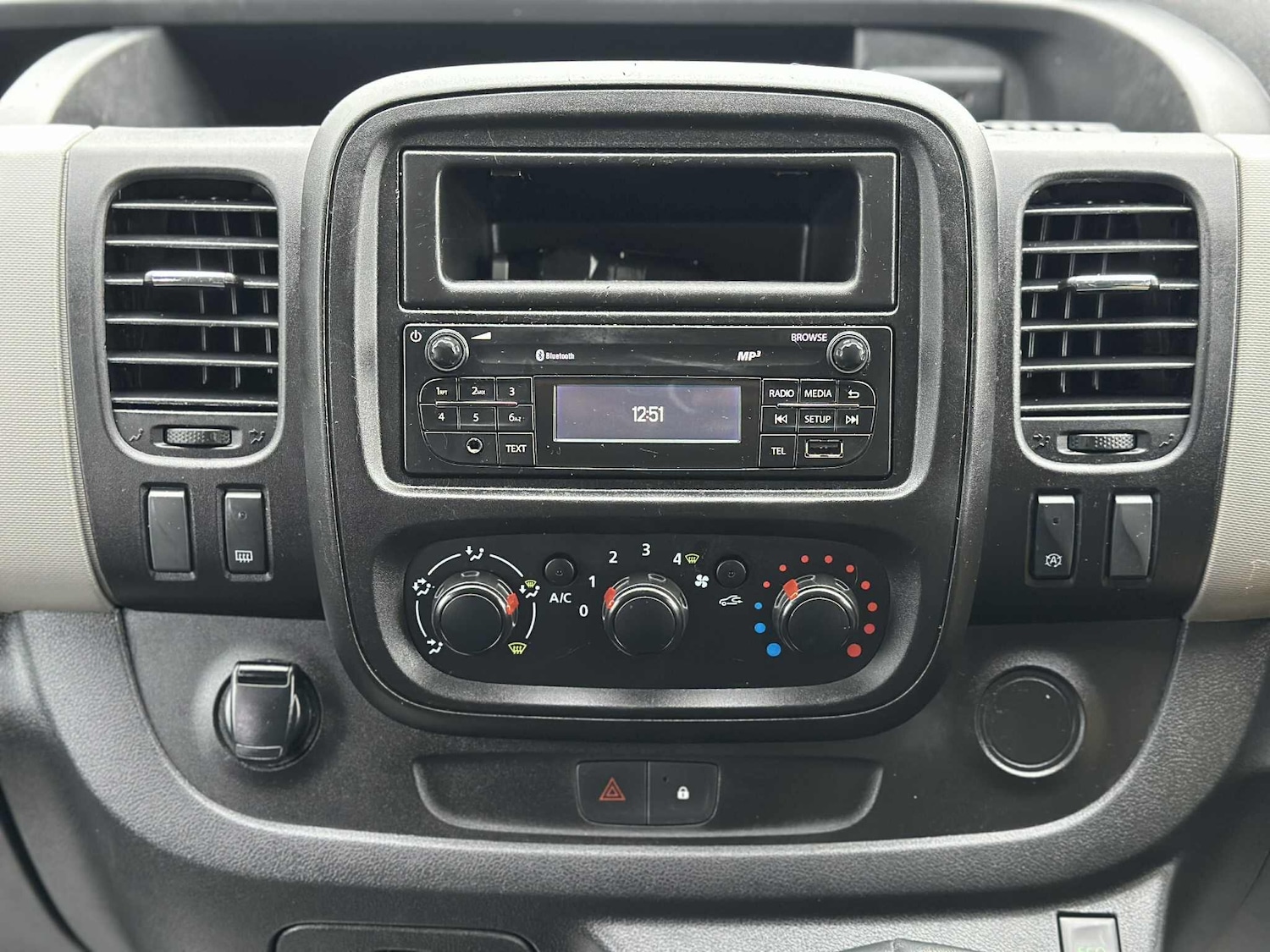 Used Renault Trafic 2019 for sale - 77032814: Photo 15