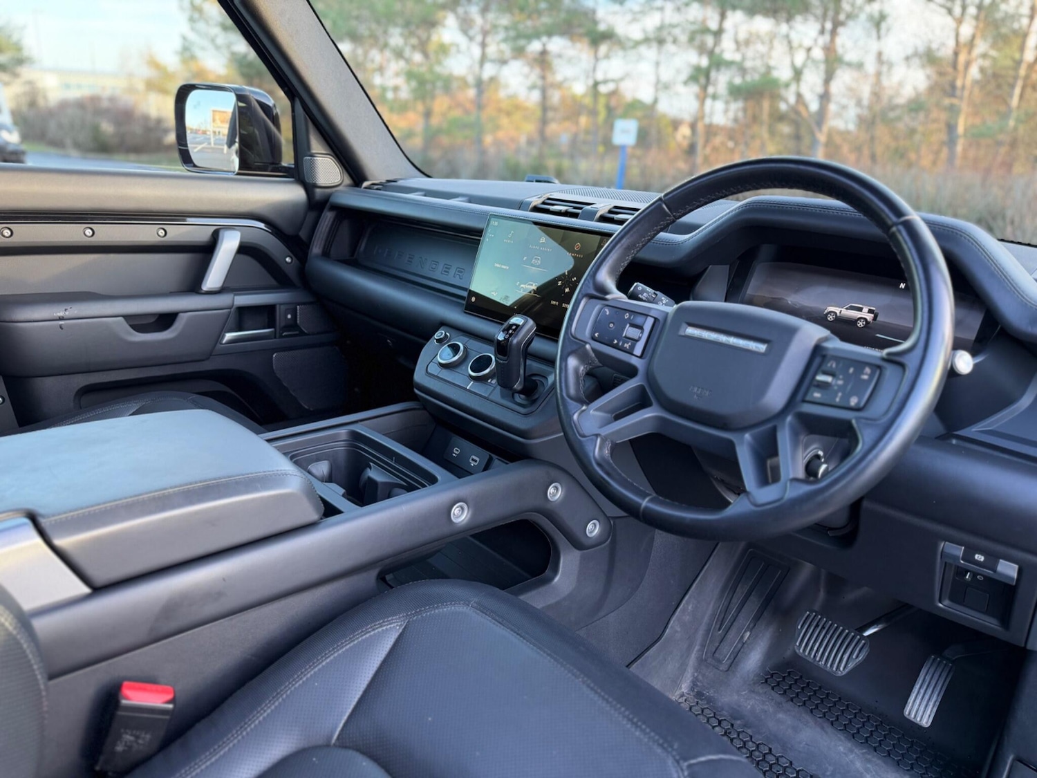 Used Land Rover Defender 2023 for sale - 77032825: Photo 35