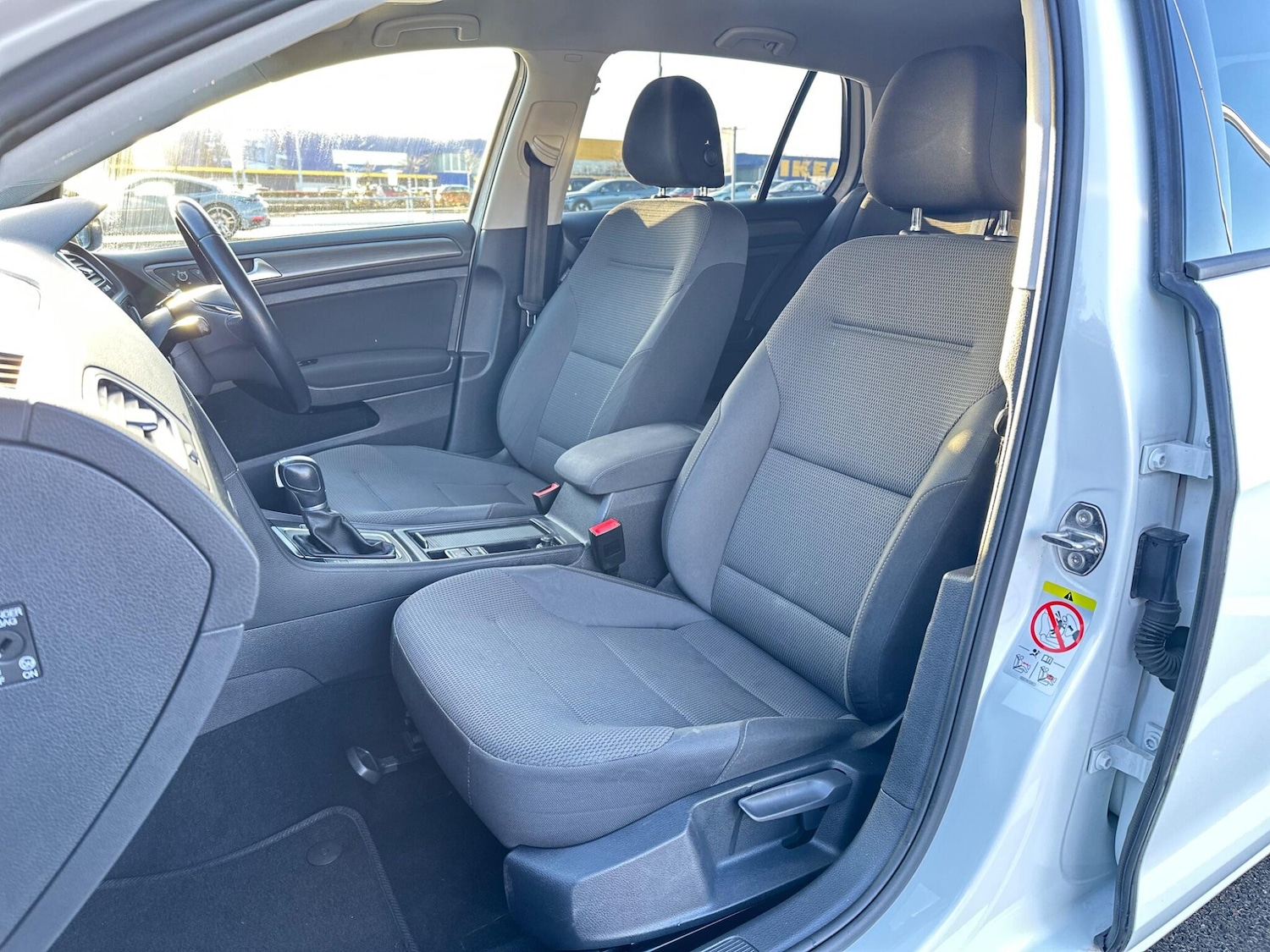 Used Volkswagen Golf 2018 for sale - 77032809: Photo 34