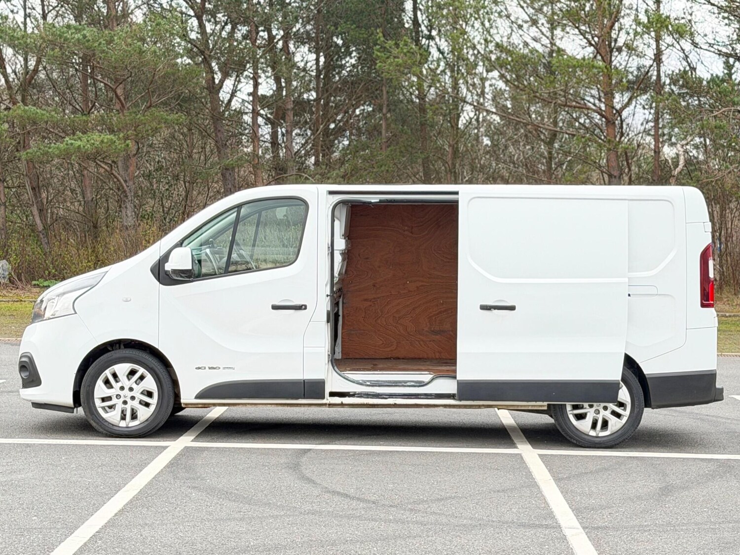 Used Renault Trafic 2015 for sale - 77939855: Photo 15