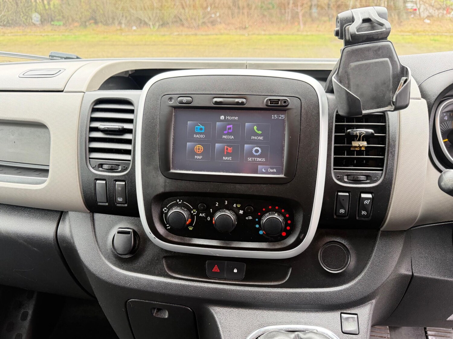 Used Renault Trafic 2015 for sale - 77939855: Photo 17