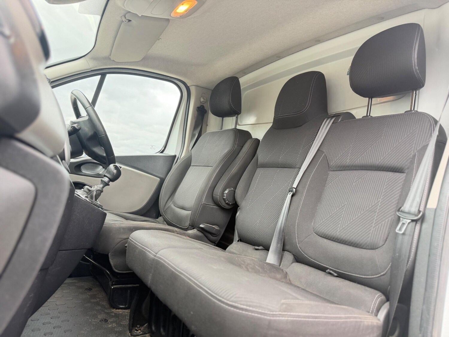 Used Renault Trafic 2015 for sale - 77939855: Photo 23