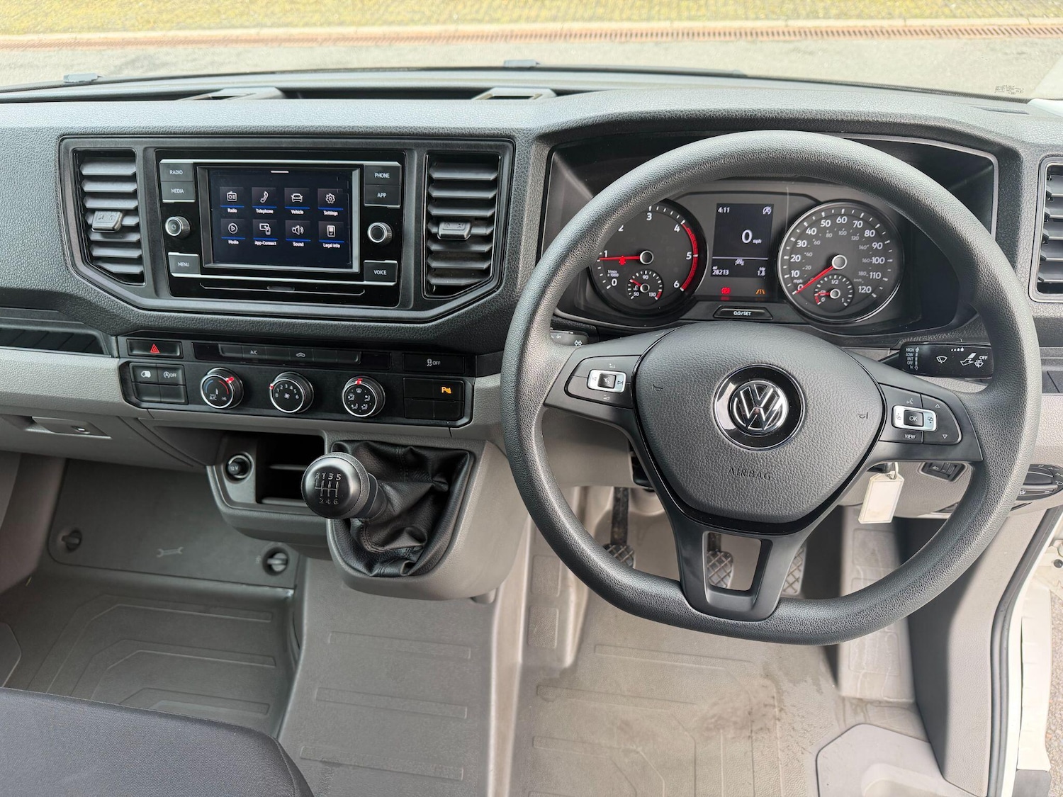 Used Volkswagen Crafter 2024 for sale - 78184297: Photo 4