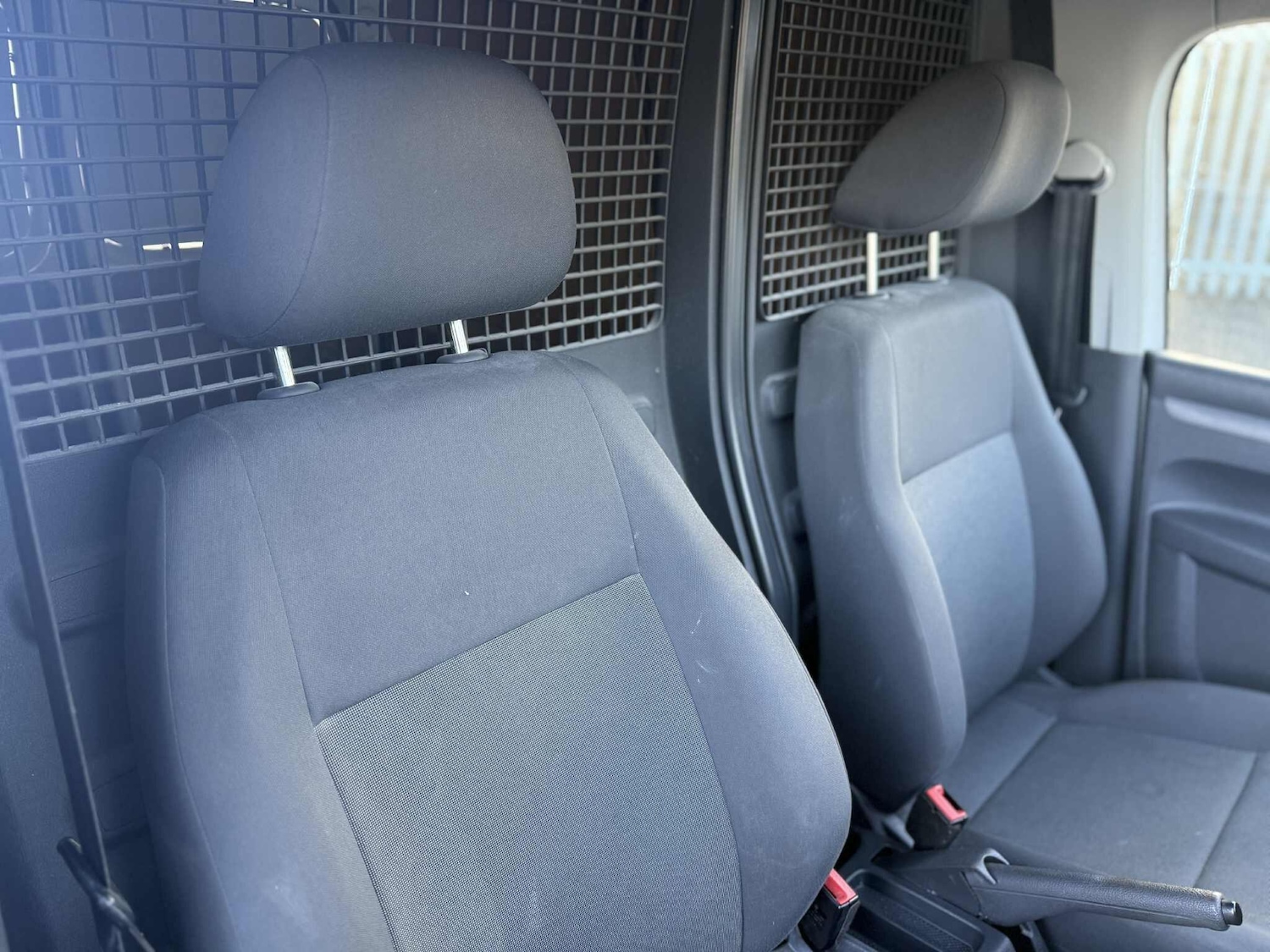 Used Volkswagen Caddy 2015 for sale - 77143330: Photo 18