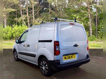 Used Peugeot Partner 2018 for sale - 78919987: Photo