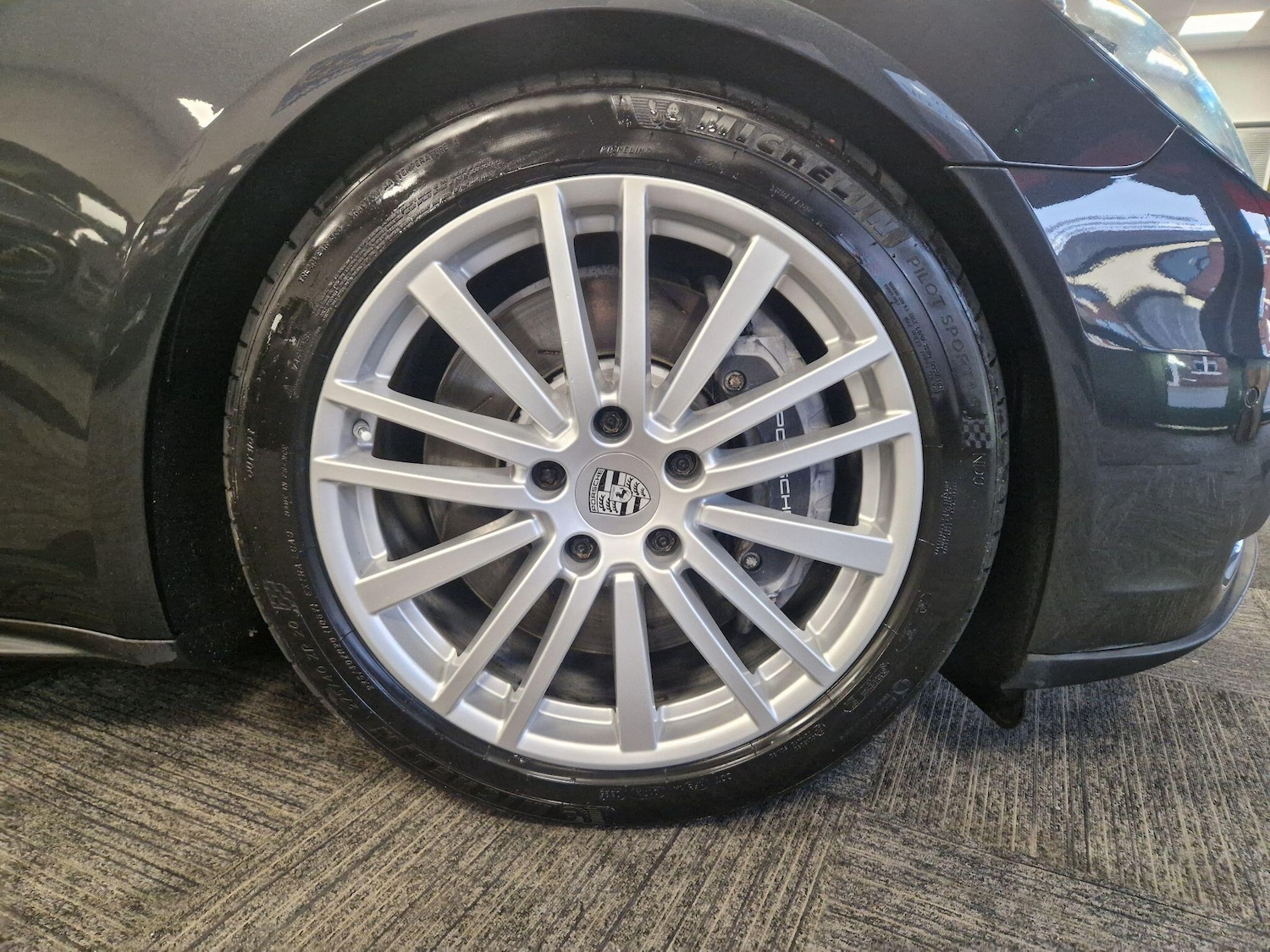 Used Porsche Panamera for sale - 77646124: Photo 30