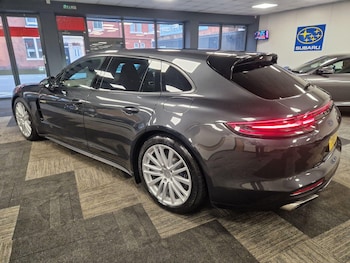 Used Porsche Panamera 2018 for sale - 77646124: Photo