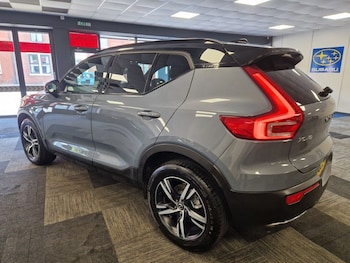 Used Volvo XC40 2019 for sale - 79518693: Photo