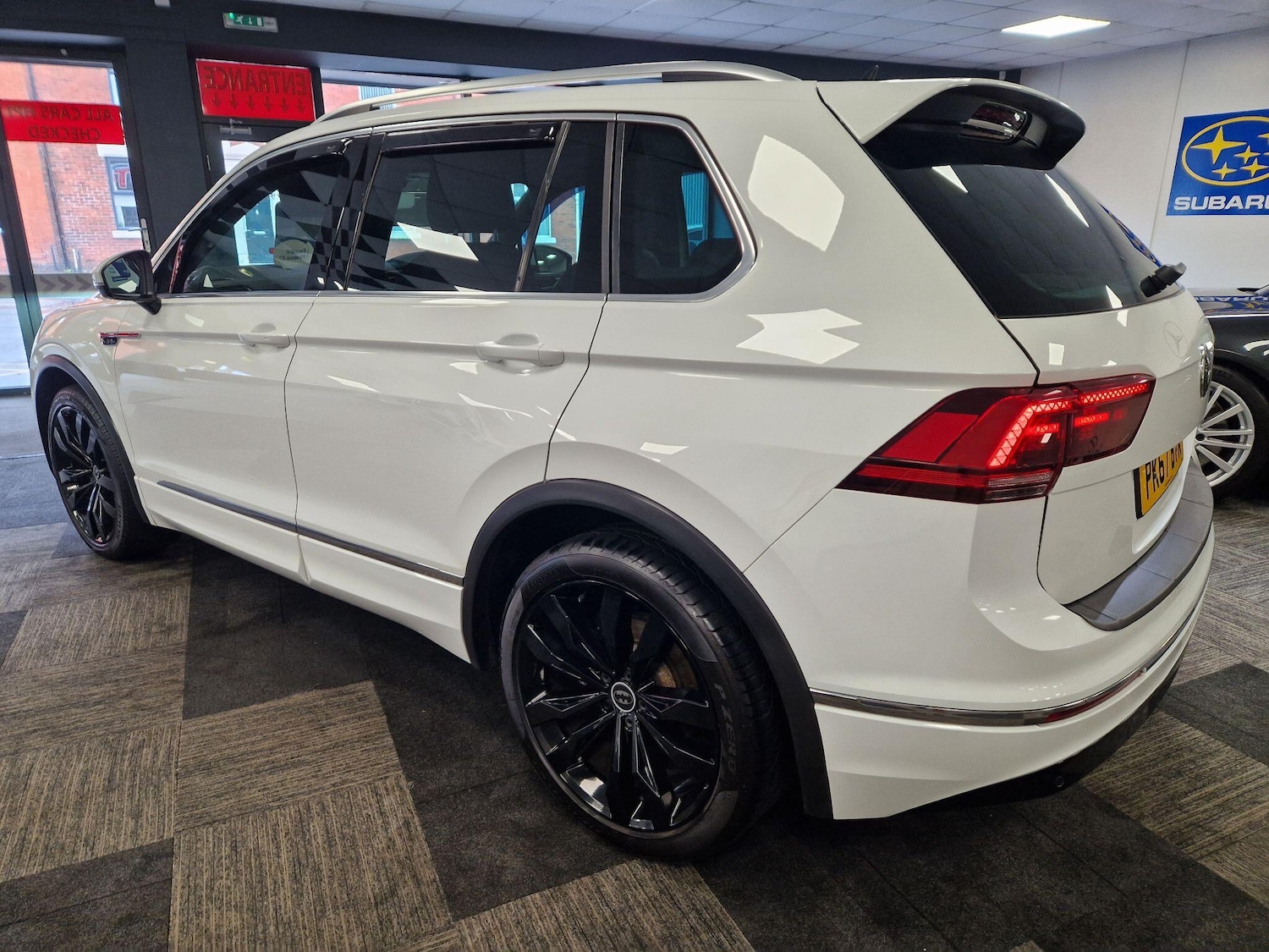 Used Volkswagen Tiguan 2017 for sale - 78019337: Photo 4