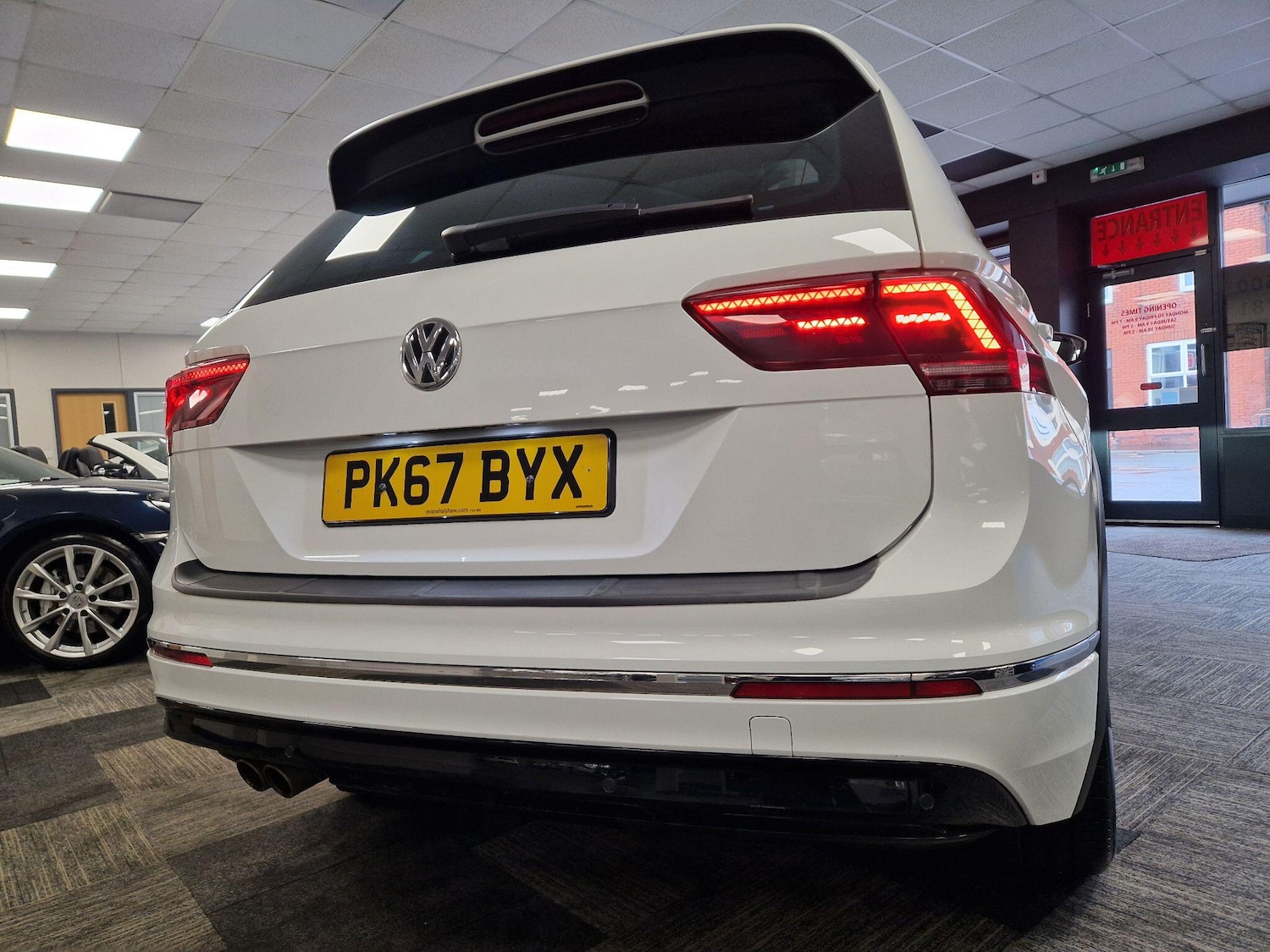 Used Volkswagen Tiguan 2017 for sale - 78019337: Photo 9