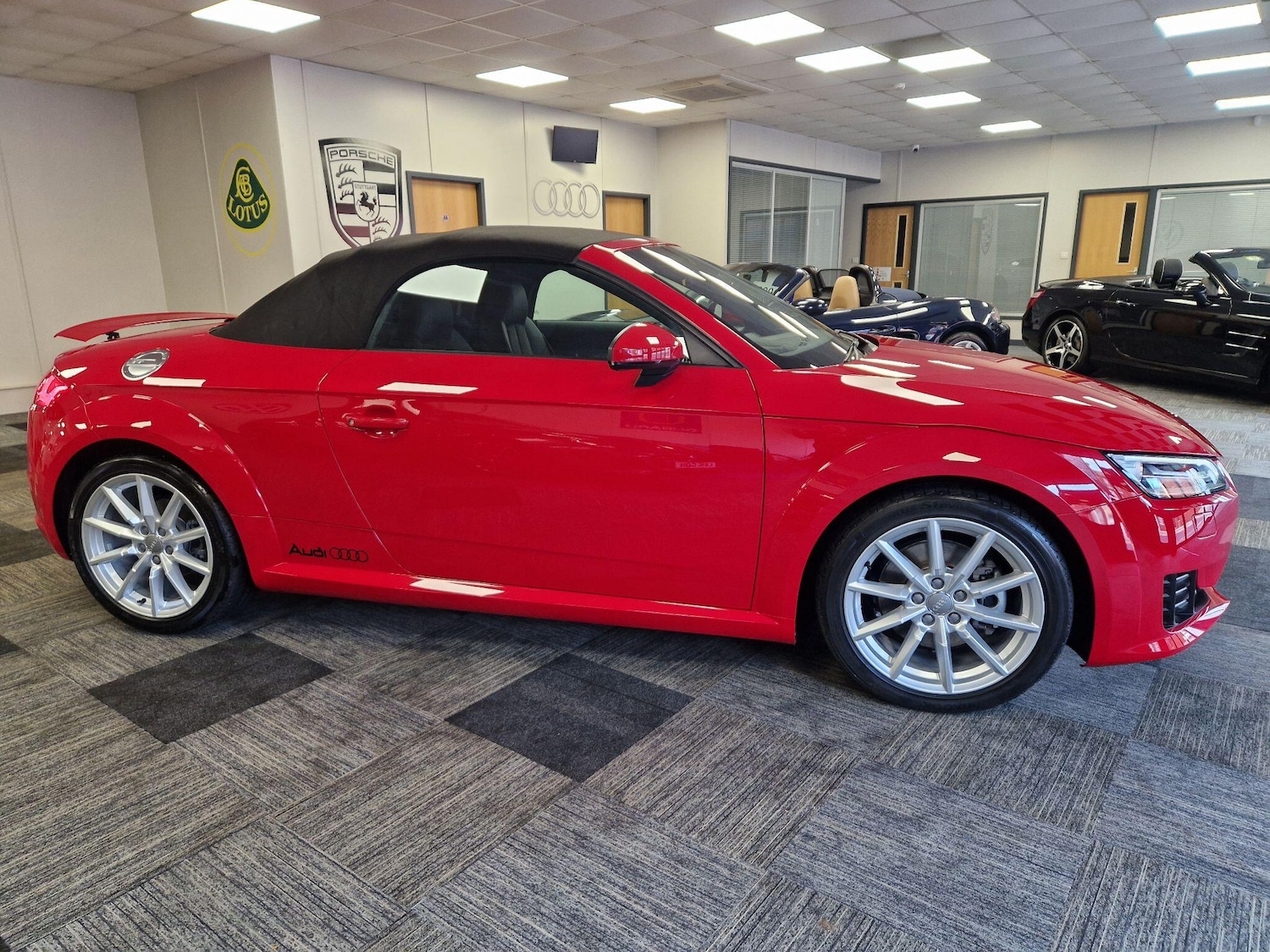 Used Audi TT 2016 for sale - 77632995: Photo 10