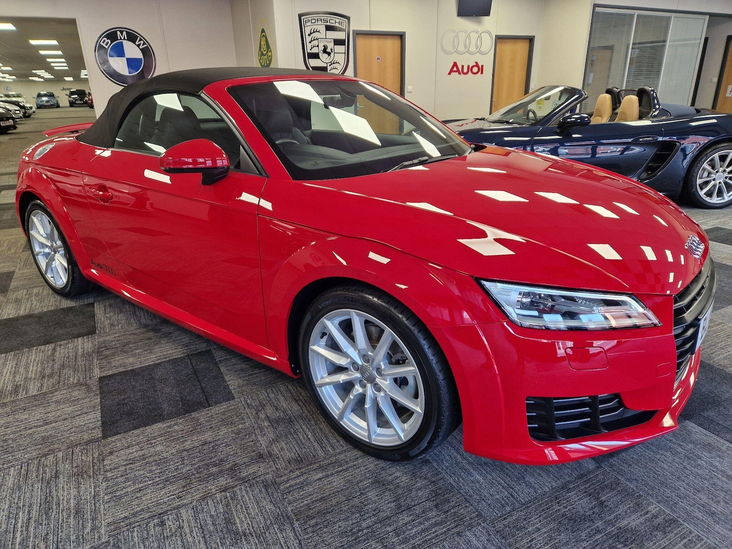 Used Audi TT 2016 for sale - 77632995: Photo 4