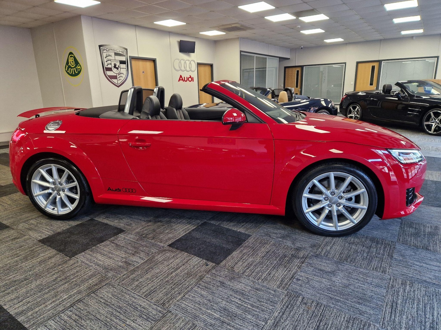 Used Audi TT 2016 for sale - 77632995: Photo 9