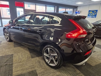 Used Volvo V40 2015 for sale - 79450070: Photo