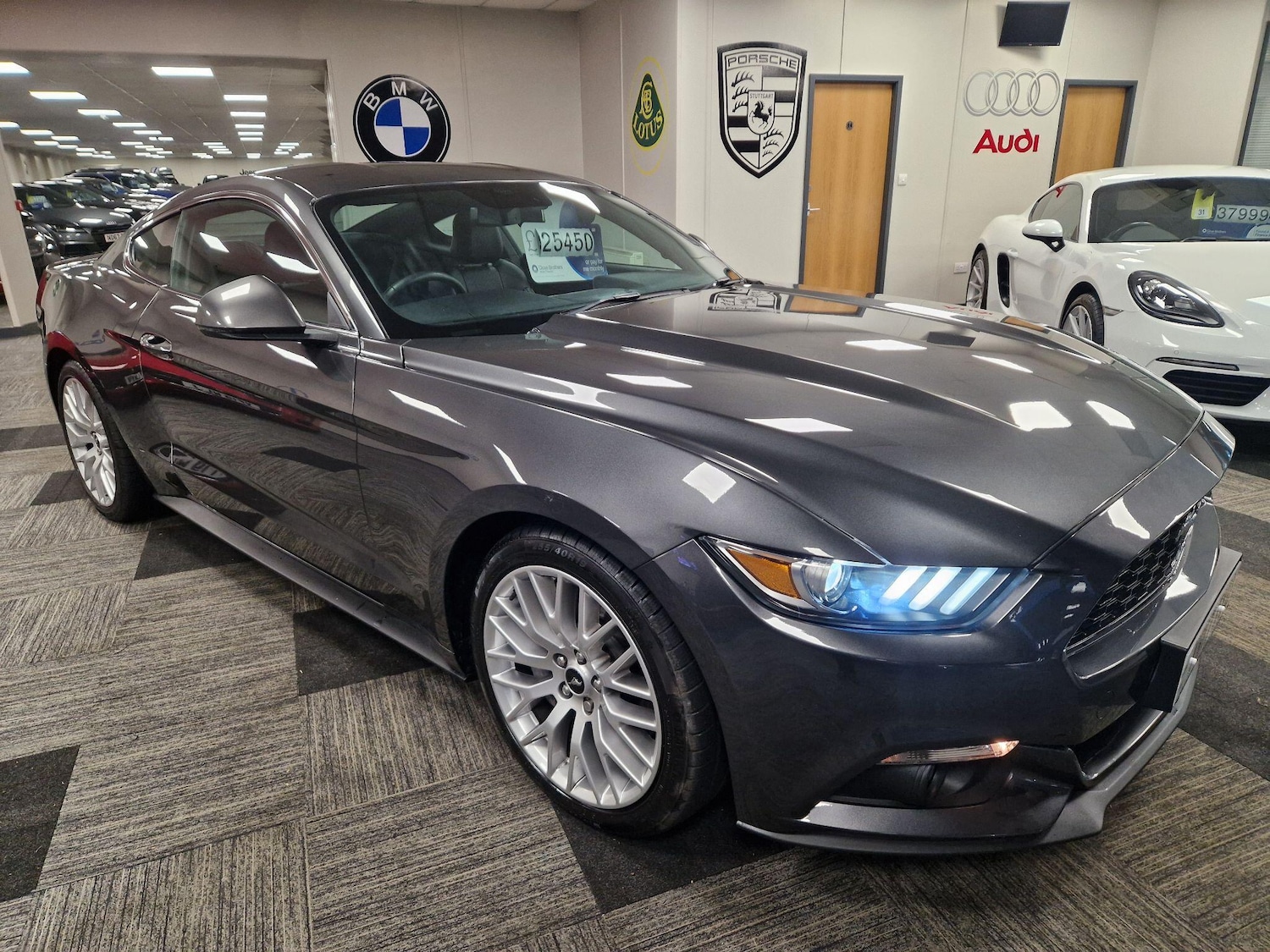 Used Ford Mustang 2017 for sale - 76831737: Photo 2
