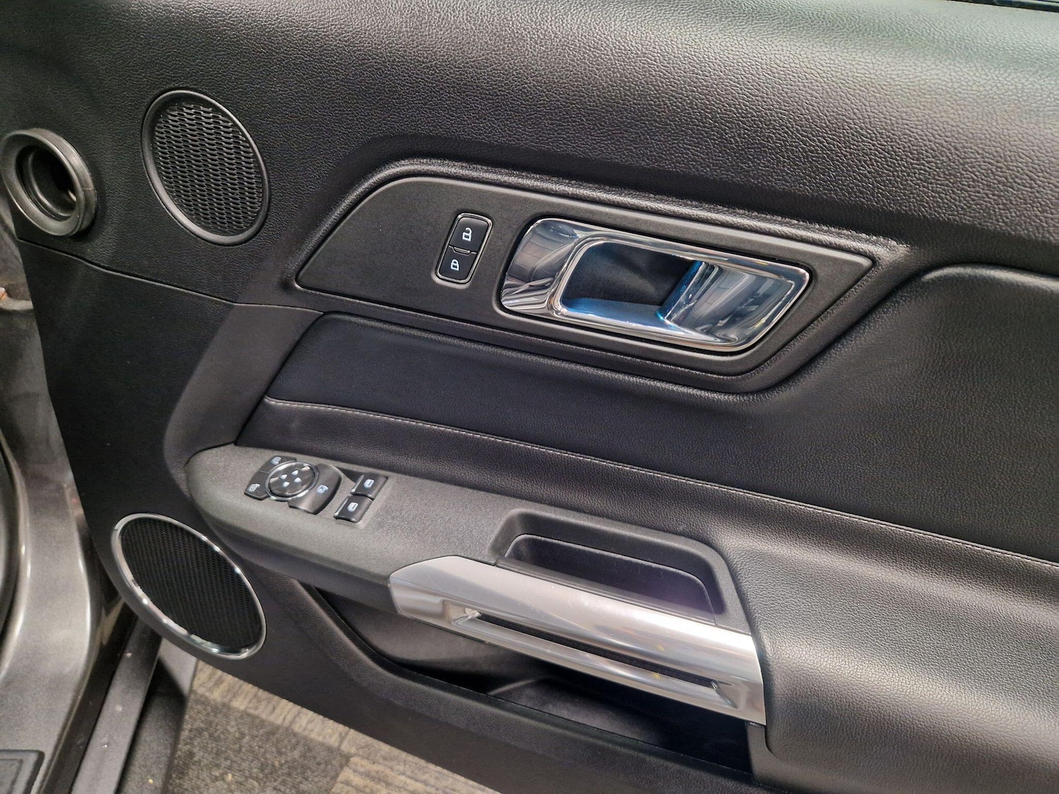 Used Ford Mustang 2017 for sale - 76831737: Photo 23