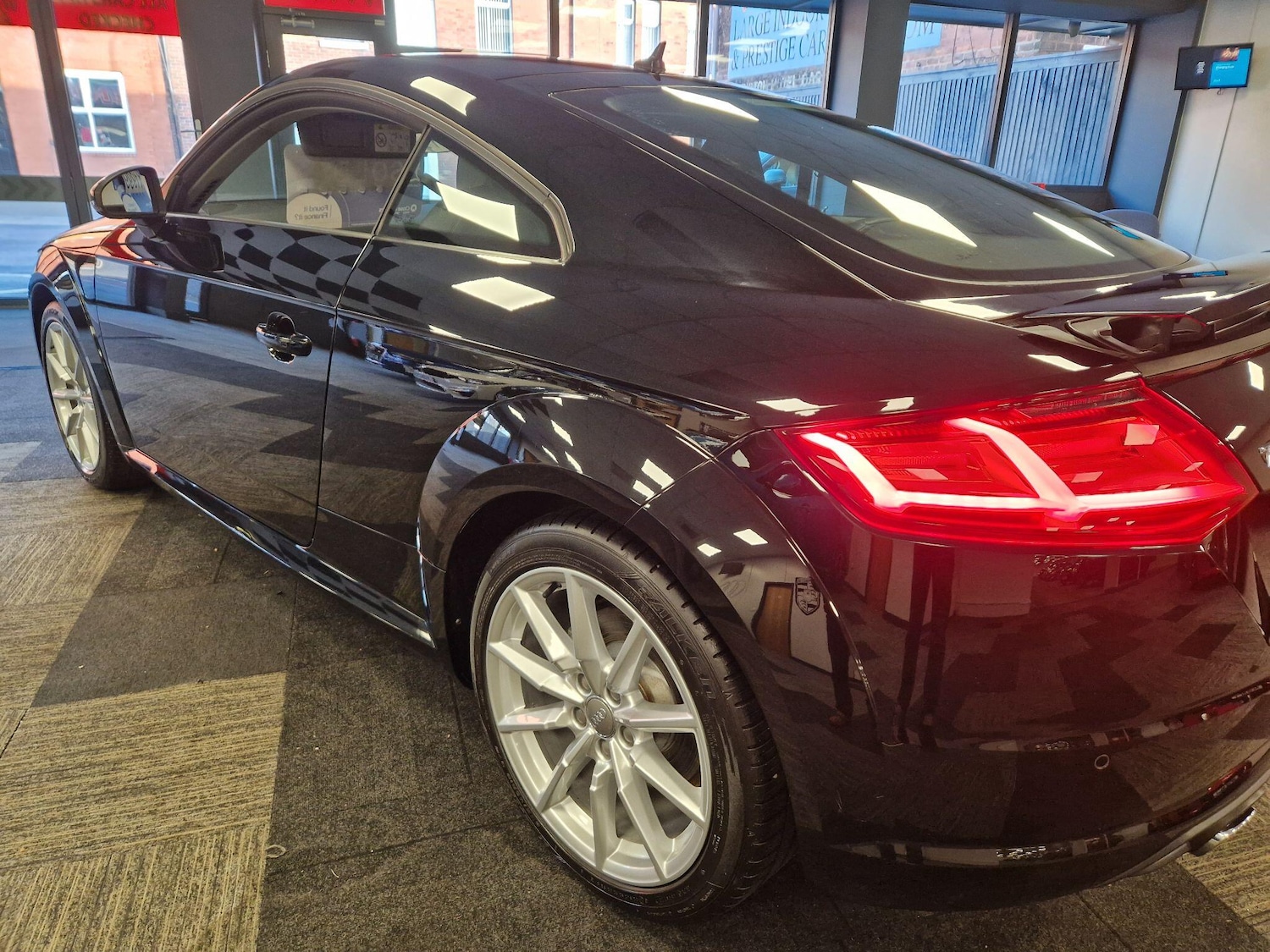 Used Audi TT 2015 for sale - 76831731: Photo 8