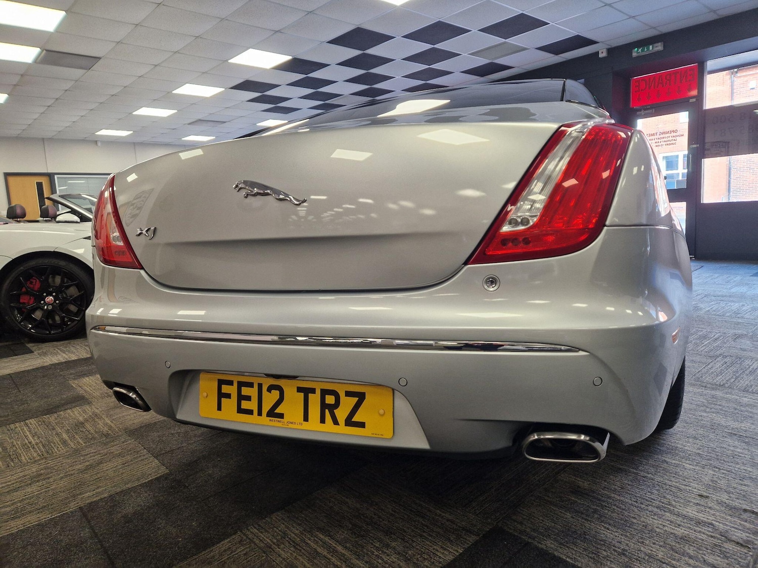 Used Jaguar XJ 2012 for sale - 78185080: Photo 10