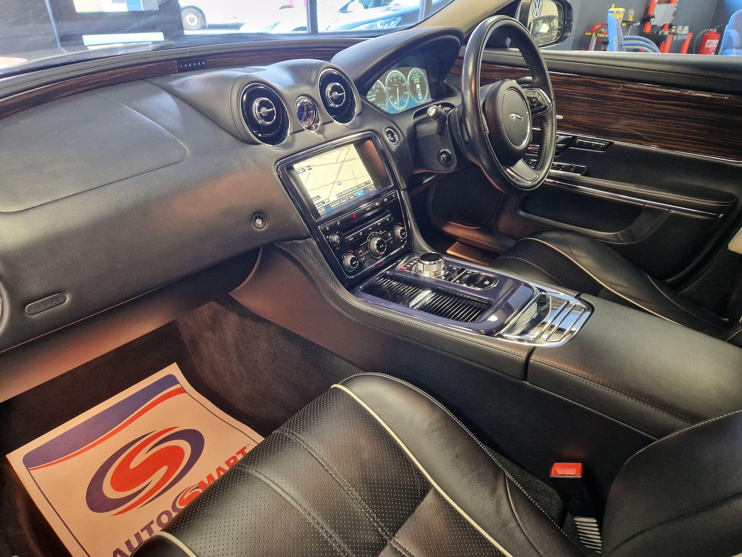 Used Jaguar XJ 2012 for sale - 78185080: Photo 24