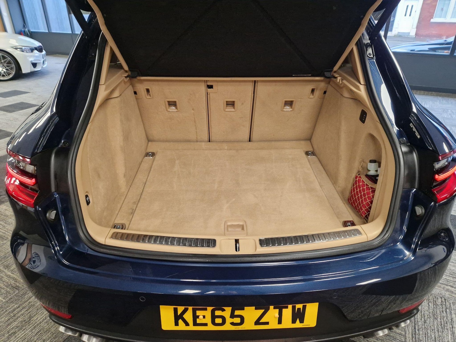 Used Porsche Macan 2015 for sale - 76850401: Photo 12