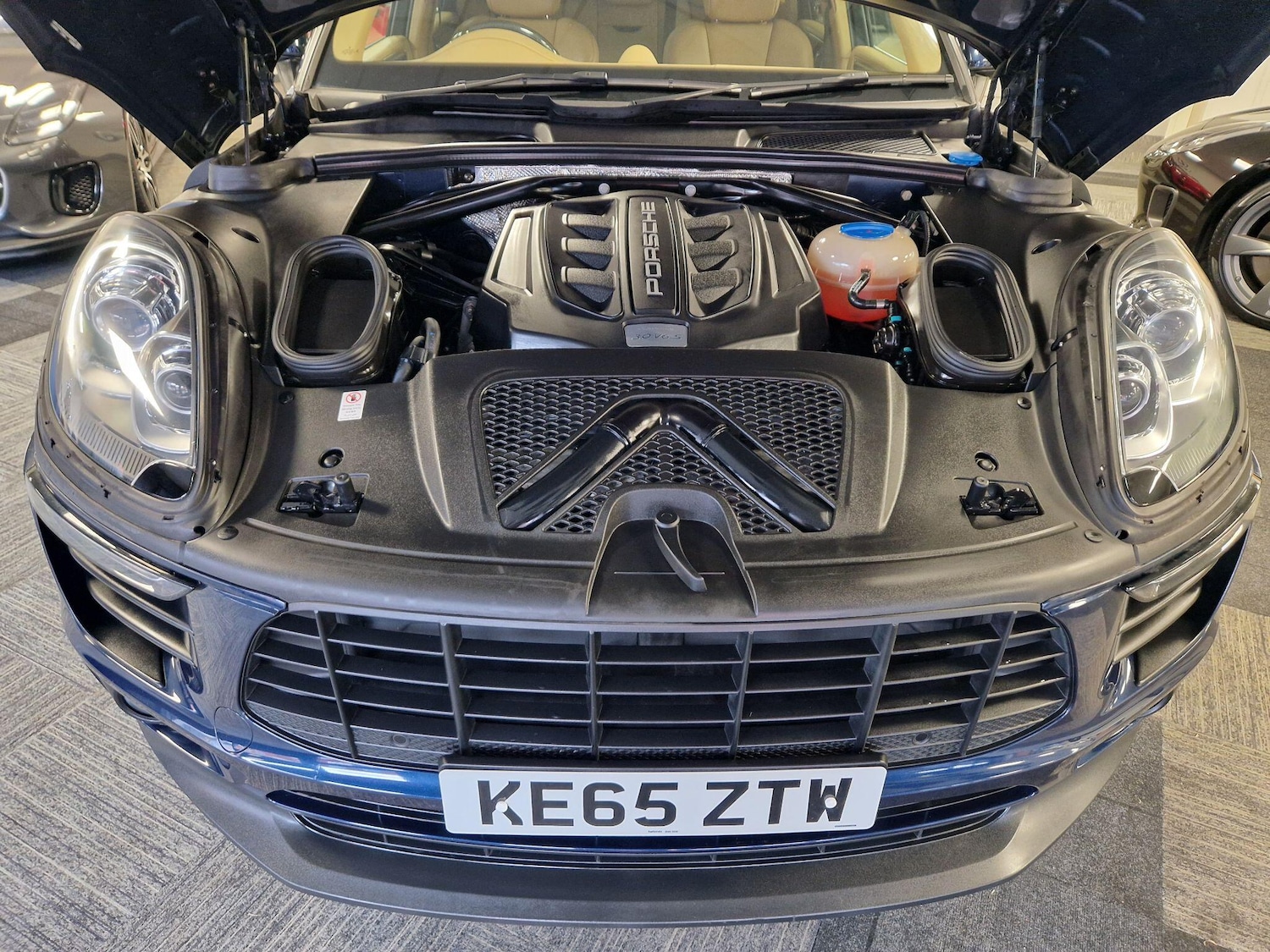 Used Porsche Macan 2015 for sale - 76850401: Photo 16