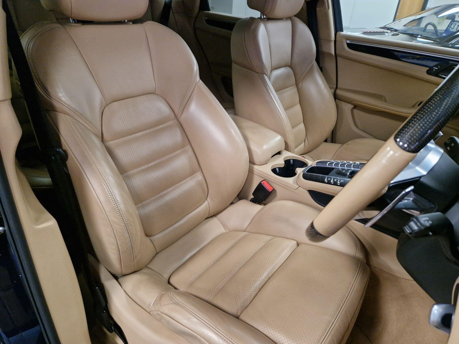 Used Porsche Macan 2015 for sale - 76850401: Photo 19