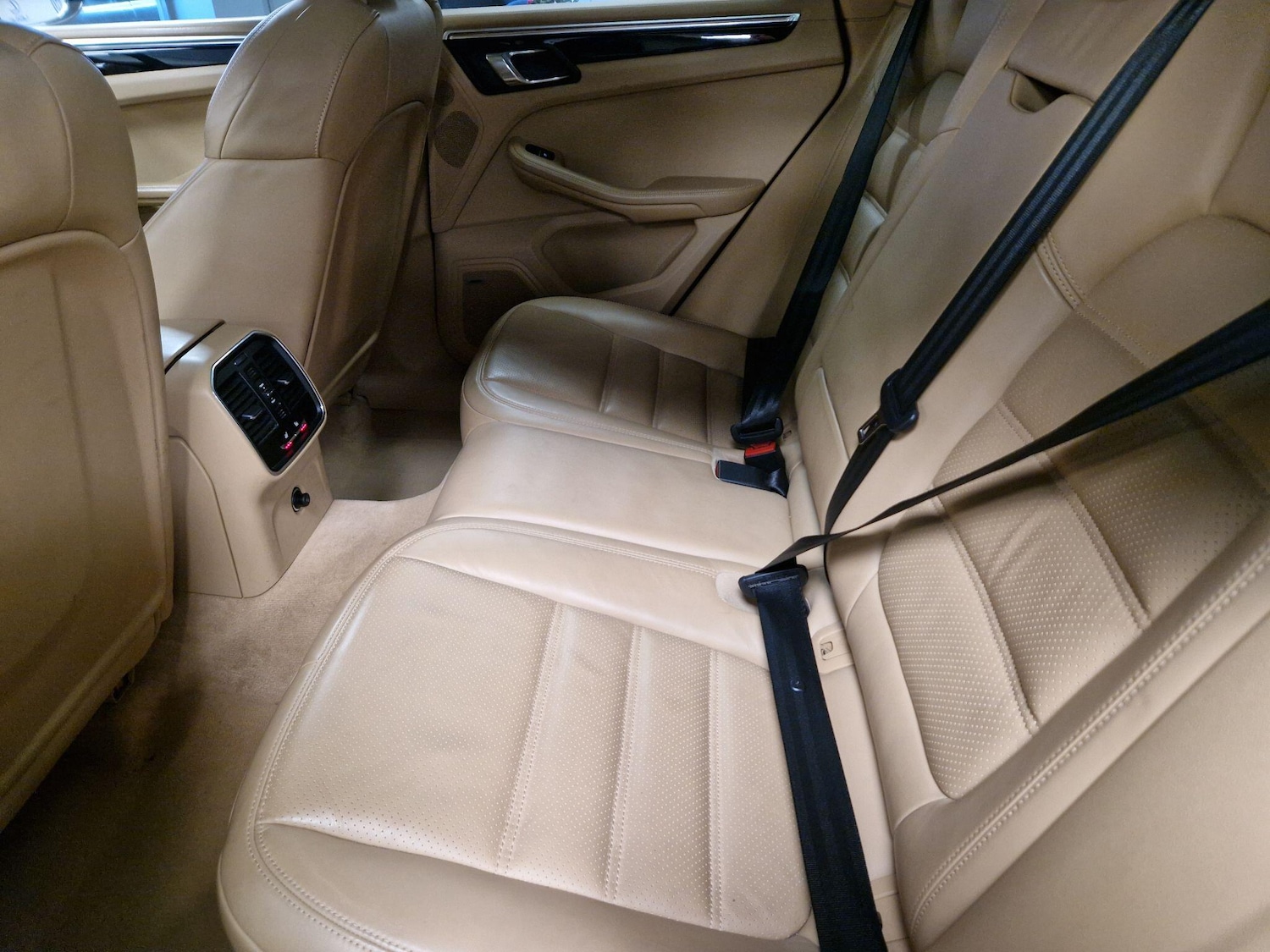 Used Porsche Macan 2015 for sale - 76850401: Photo 24