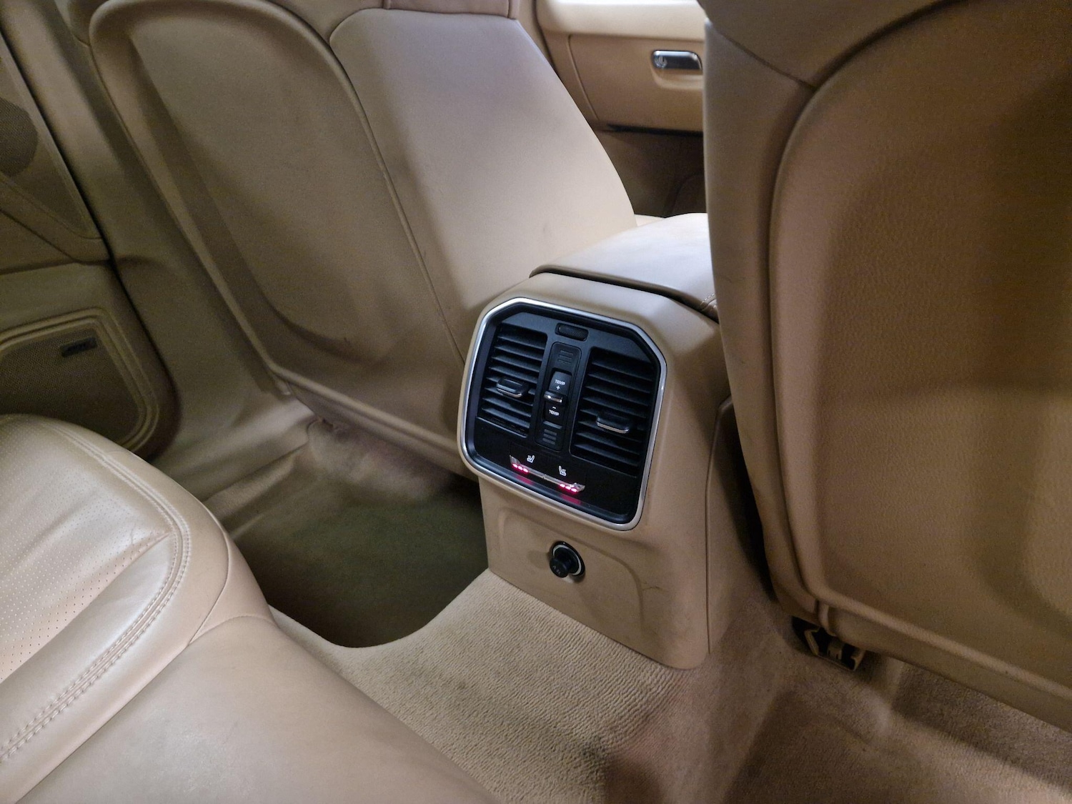 Used Porsche Macan 2015 for sale - 76850401: Photo 25