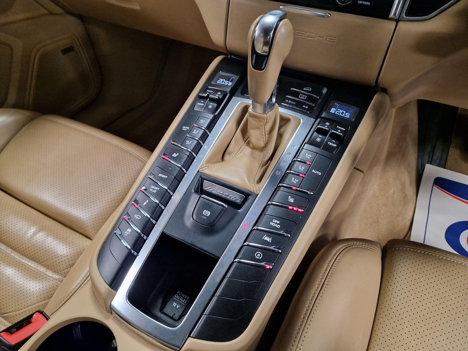 Used Porsche Macan 2015 for sale - 76850401: Photo 35