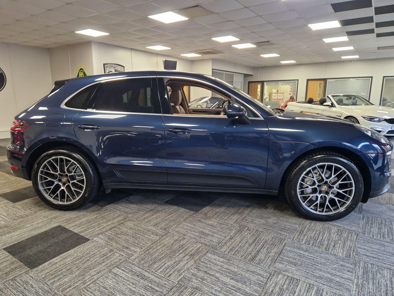 Used Porsche Macan 2015 for sale - 76850401: Photo 7