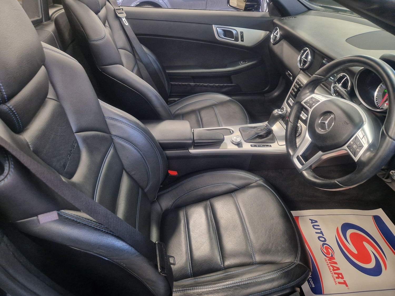 Used Mercedes-Benz SLK 2012 for sale - 76831736: Photo 18