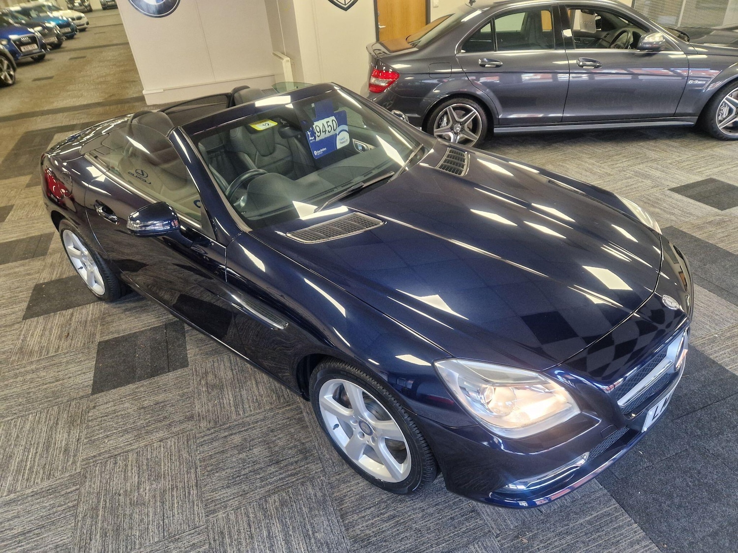 Used Mercedes-Benz SLK 2012 for sale - 76831736: Photo 28