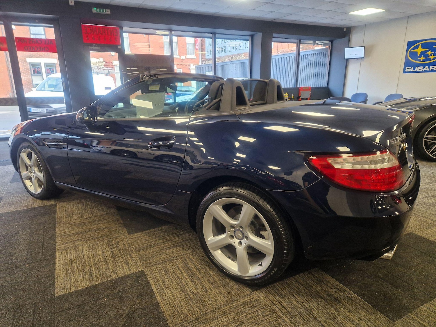 Used Mercedes-Benz SLK 2012 for sale - 76831736: Photo 6