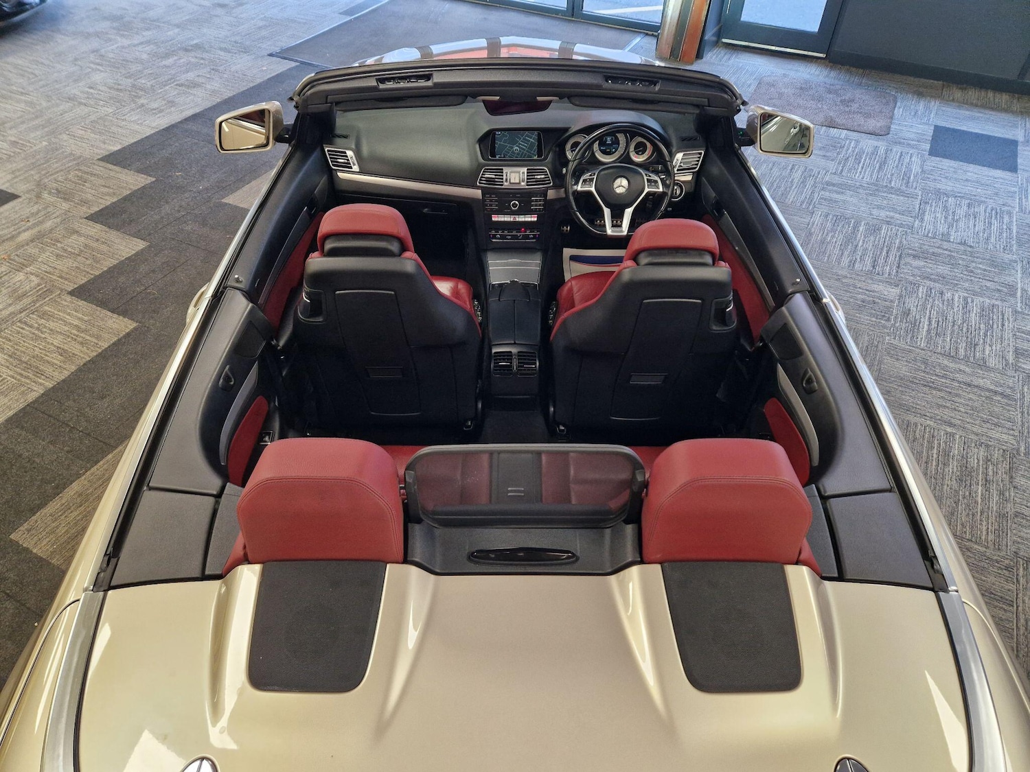 Used Mercedes-Benz E Class 2015 for sale - 77238582: Photo 29