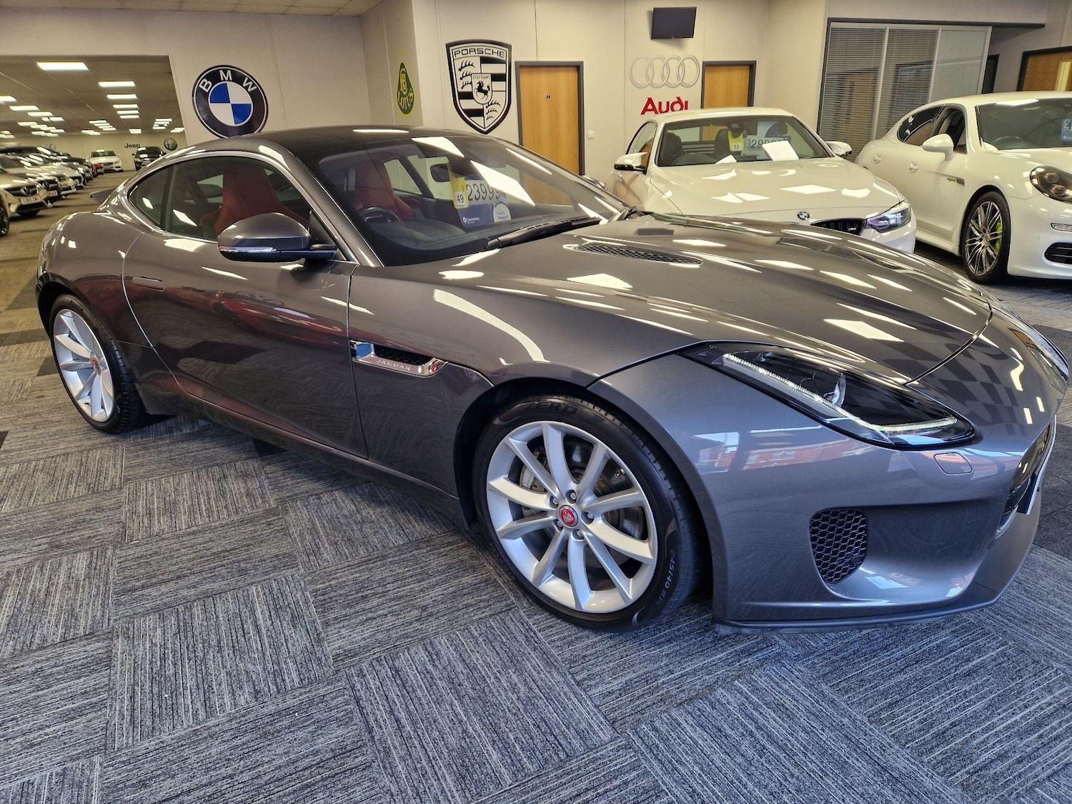 Used Jaguar F-Type for sale - 77396091: Photo 2