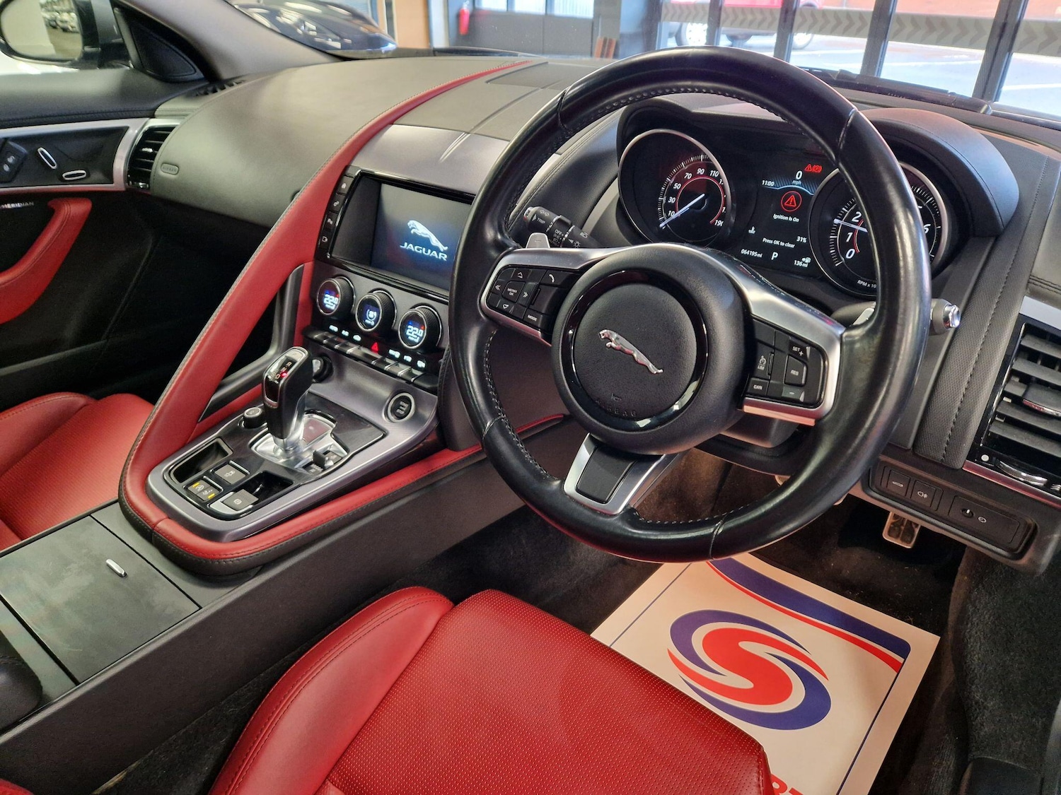 Used Jaguar F-Type for sale - 77396091: Photo 21