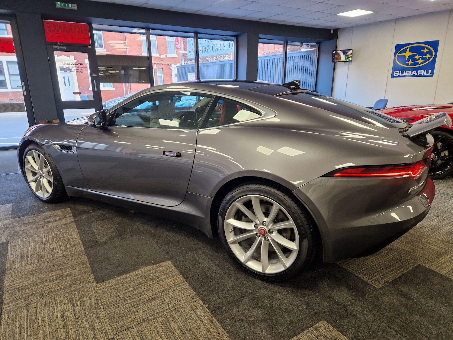 Used Jaguar F-Type for sale - 77396091: Photo 4