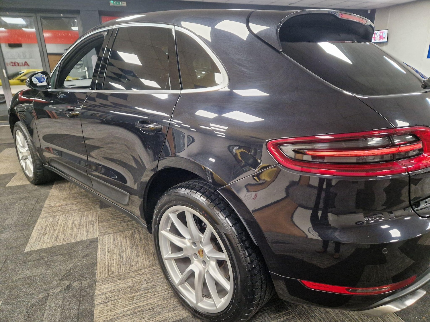 Used Porsche Macan for sale - 77039817: Photo 8