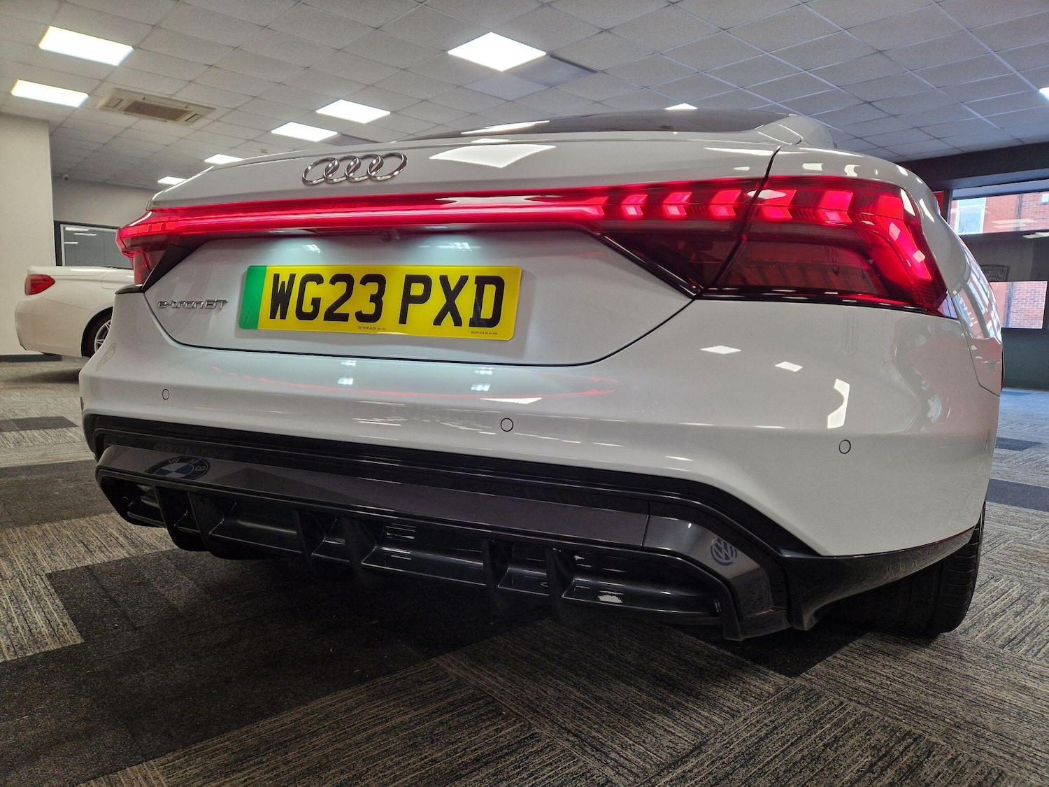 Used Audi e-tron GT 2023 for sale - 77358663: Photo 10